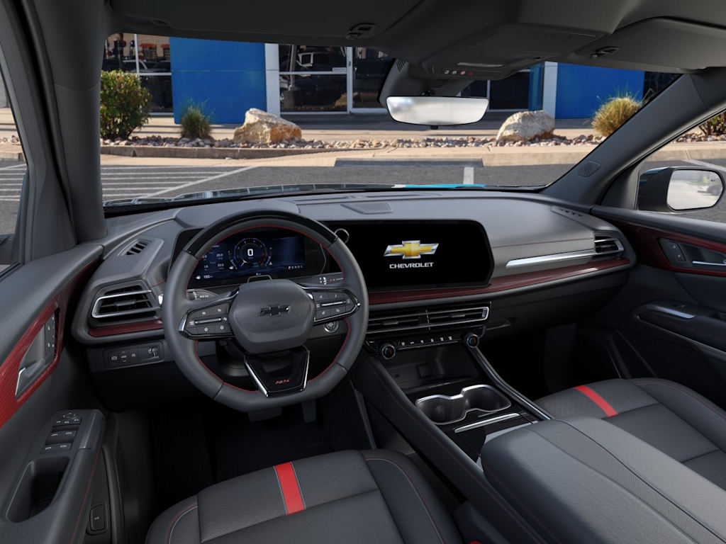 Thumbnail: 2027 Chevrolet Traverse - 2