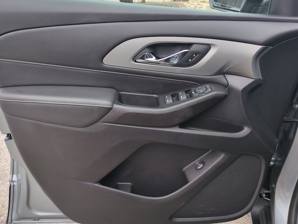 Thumbnail: 2024 Chevrolet Traverse - 30