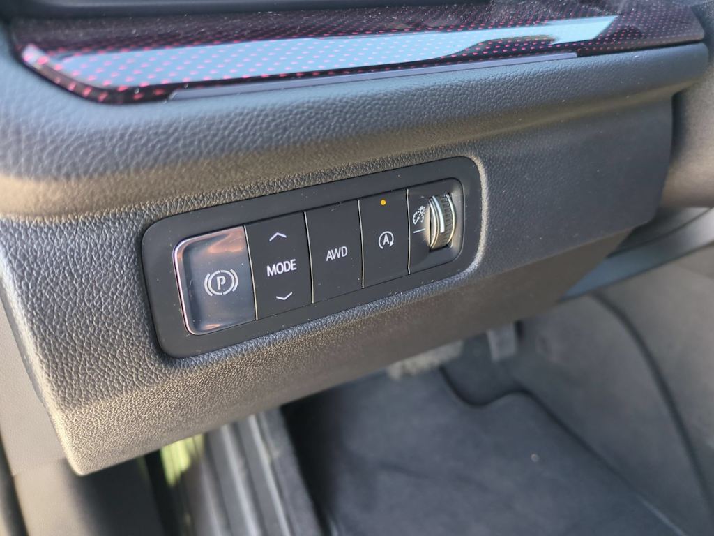 Thumbnail: 2026 Chevrolet Traverse - 34