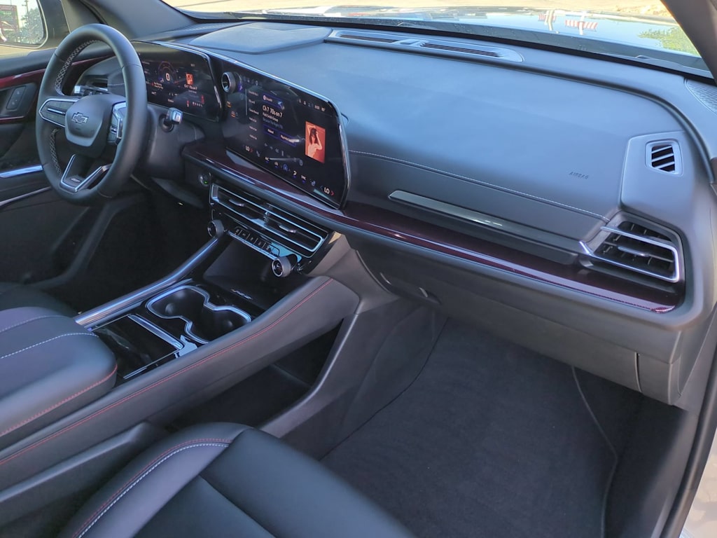 Thumbnail: 2026 Chevrolet Traverse - 11
