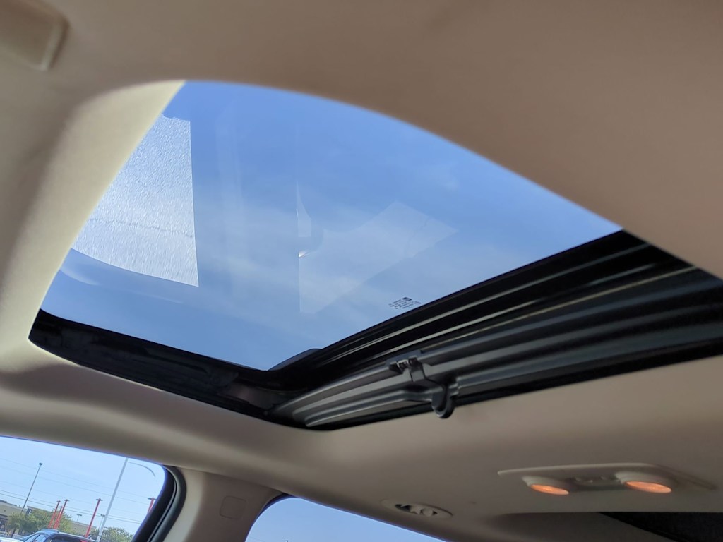 Thumbnail: 2017 Chevrolet Traverse - 27