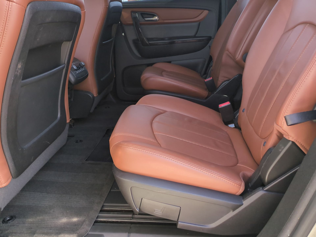 Thumbnail: 2017 Chevrolet Traverse - 12