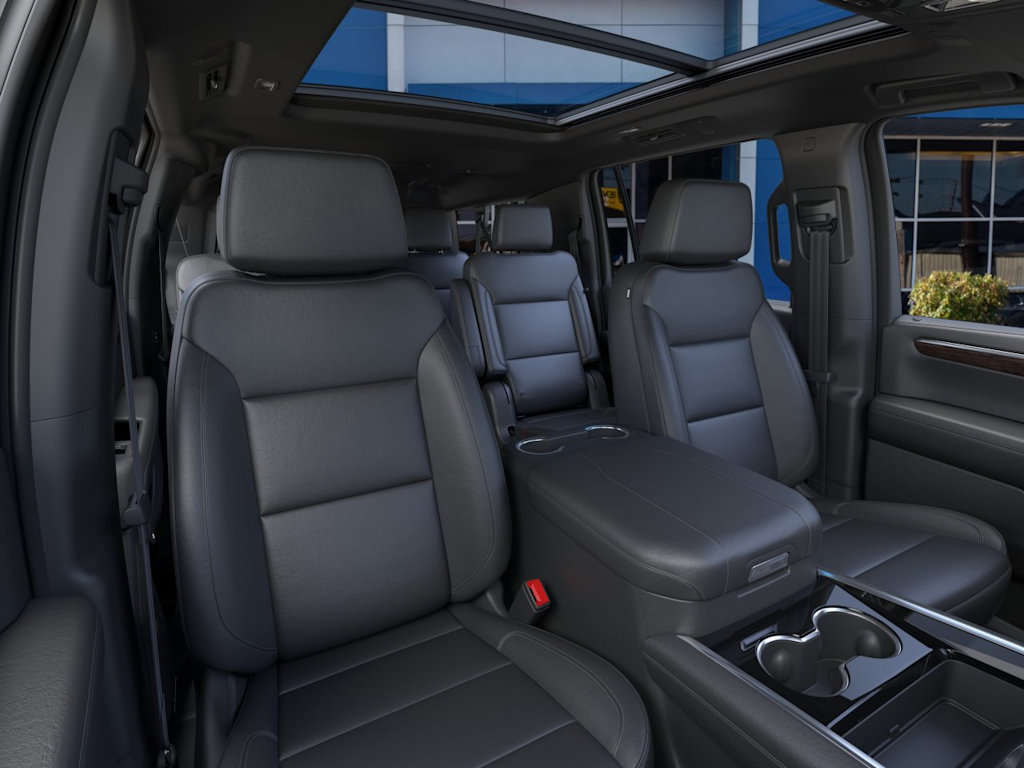 Thumbnail: 2026 Chevrolet Suburban - 7