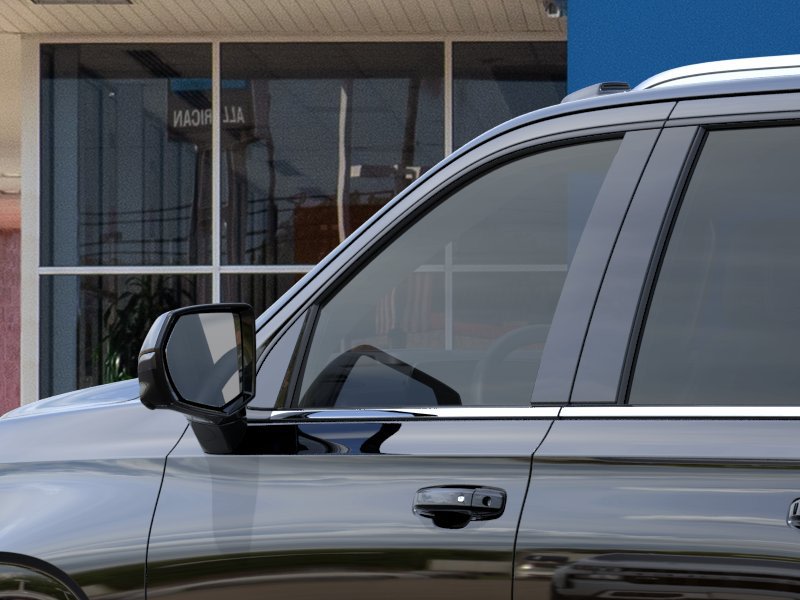 Thumbnail: 2026 Chevrolet Suburban - 19