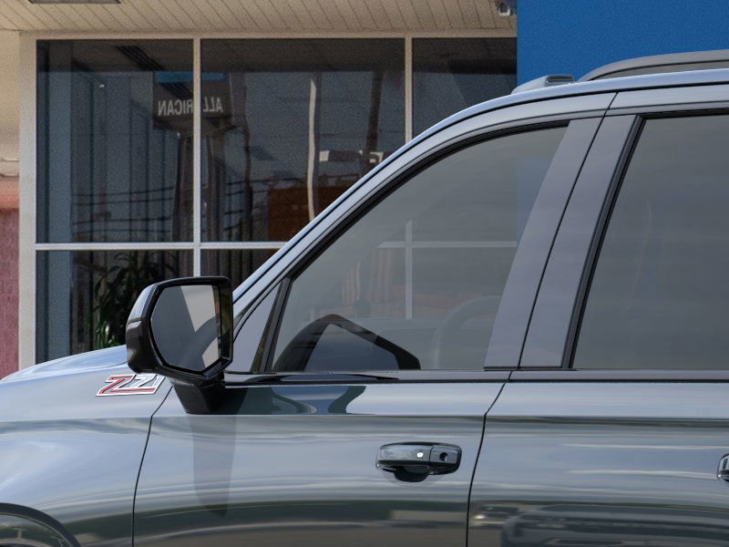 Thumbnail: 2026 Chevrolet Suburban - 19