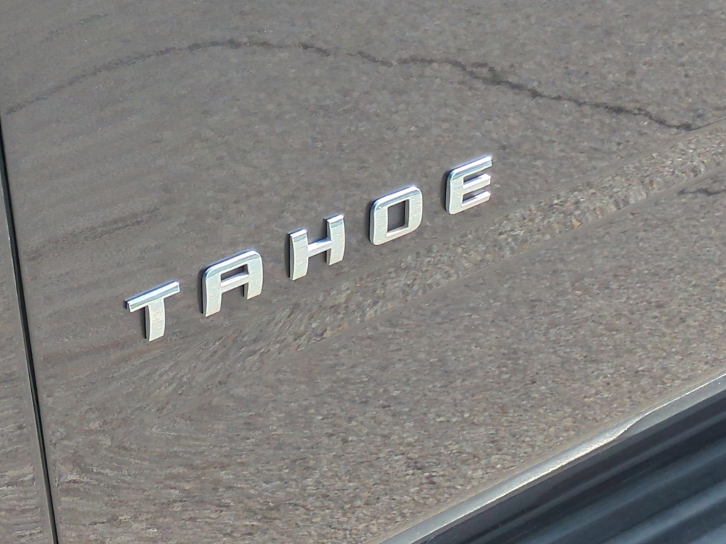 Thumbnail: 2017 Chevrolet Tahoe - 7