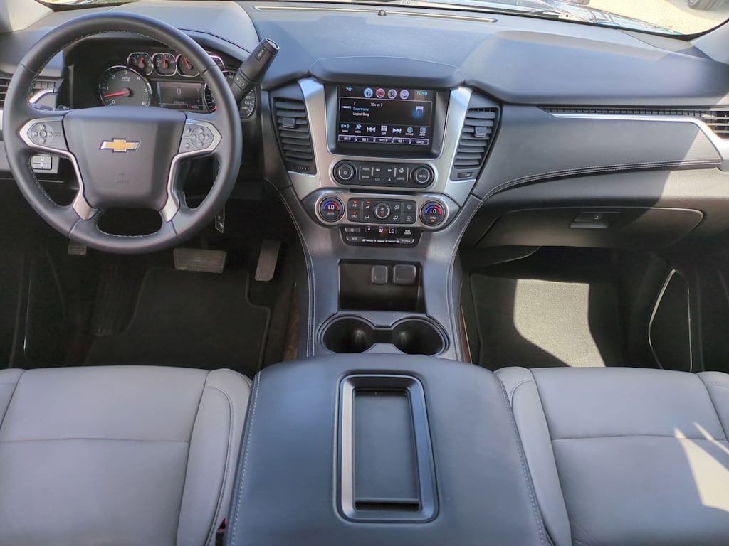 Thumbnail: 2017 Chevrolet Tahoe - 10