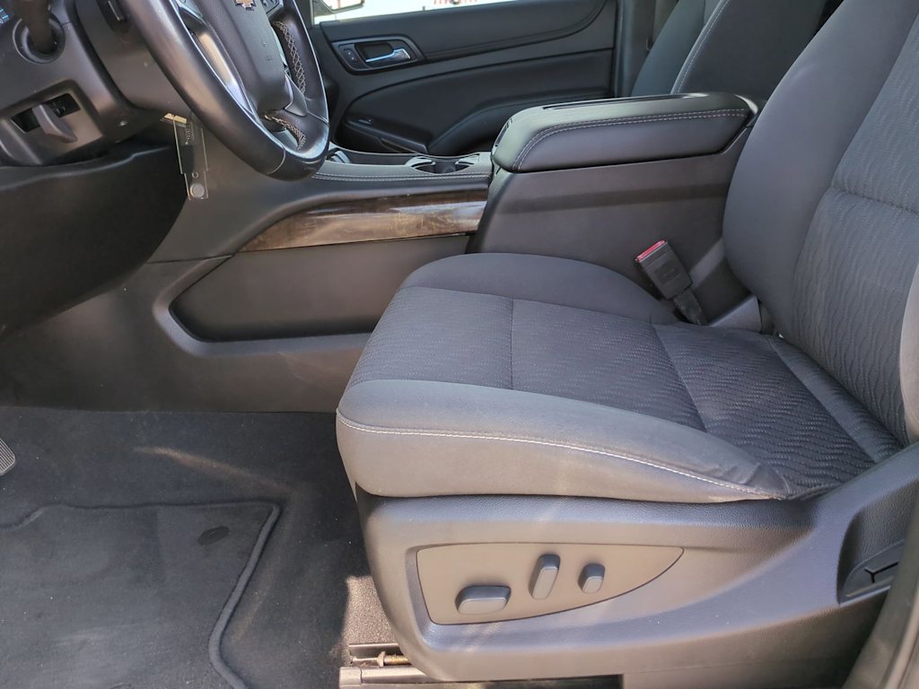 Thumbnail: 2019 Chevrolet Suburban - 26