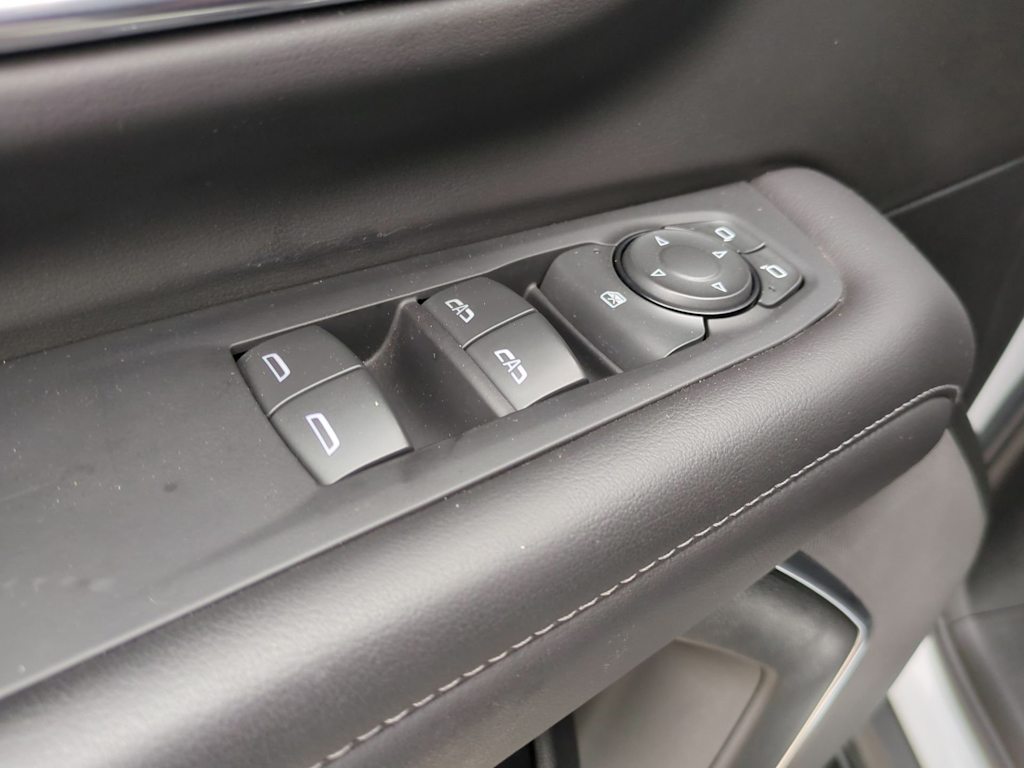 Thumbnail: 2024 Chevrolet Tahoe - 28