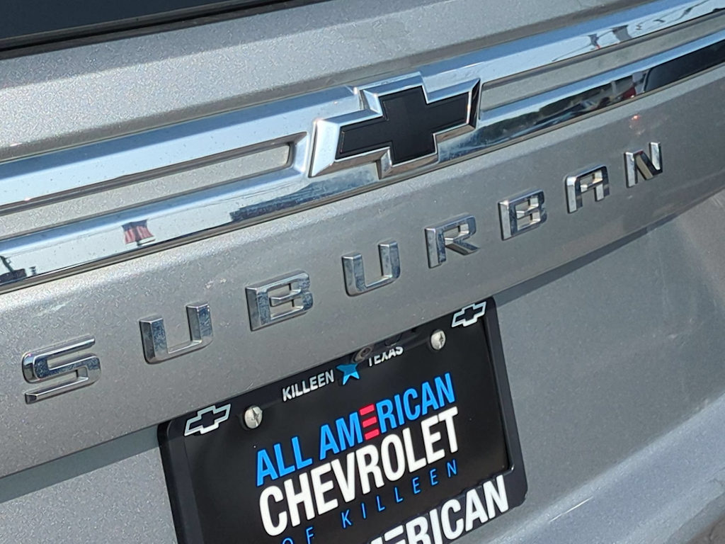 Thumbnail: 2023 Chevrolet Suburban - 35