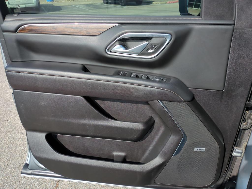 Thumbnail: 2023 Chevrolet Suburban - 29