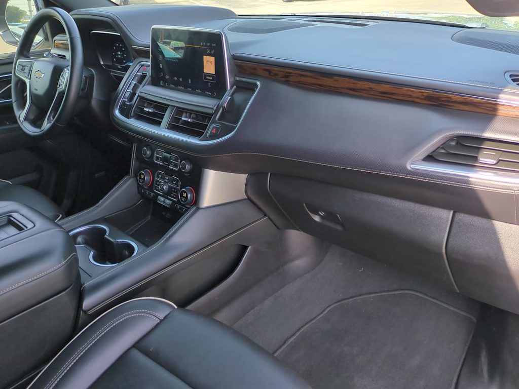 Thumbnail: 2023 Chevrolet Suburban - 12