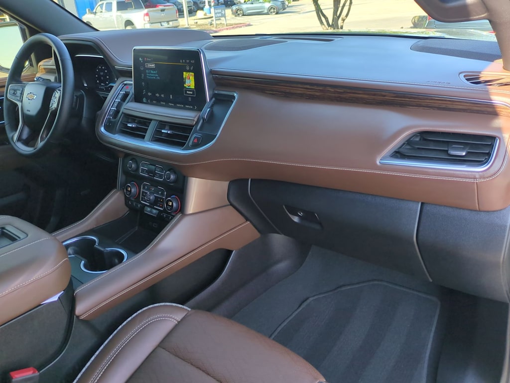 Thumbnail: 2023 Chevrolet Suburban - 14