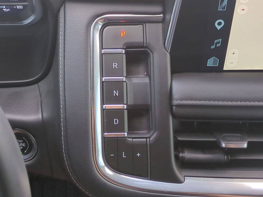 Thumbnail: 2023 Chevrolet Tahoe - 14