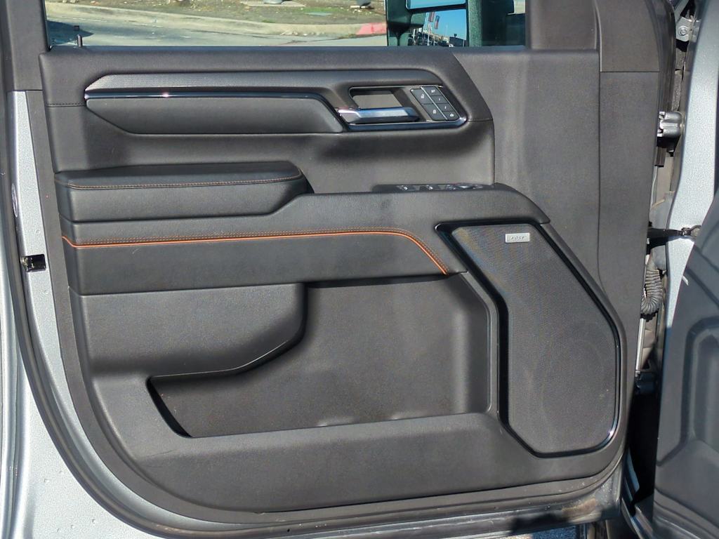 Thumbnail: 2024 GMC Sierra 2500 - 29