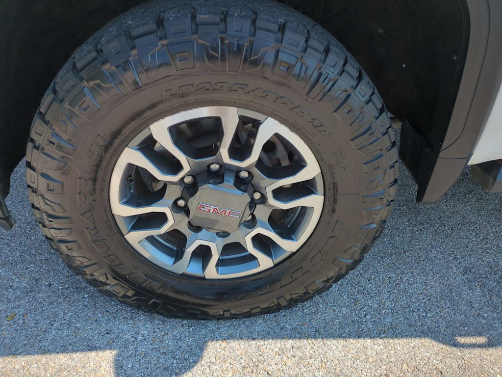 Thumbnail: 2022 GMC Sierra 2500 - 7