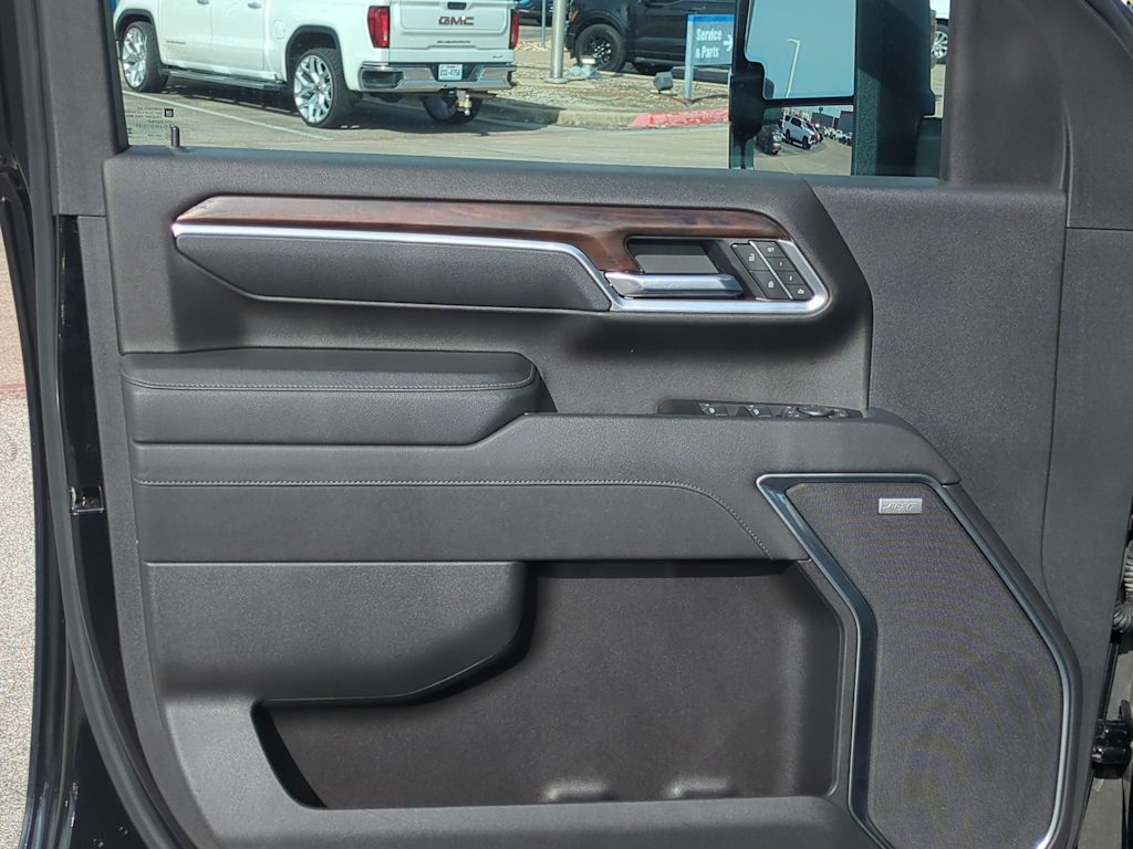 Thumbnail: 2025 GMC Sierra 2500 - 30