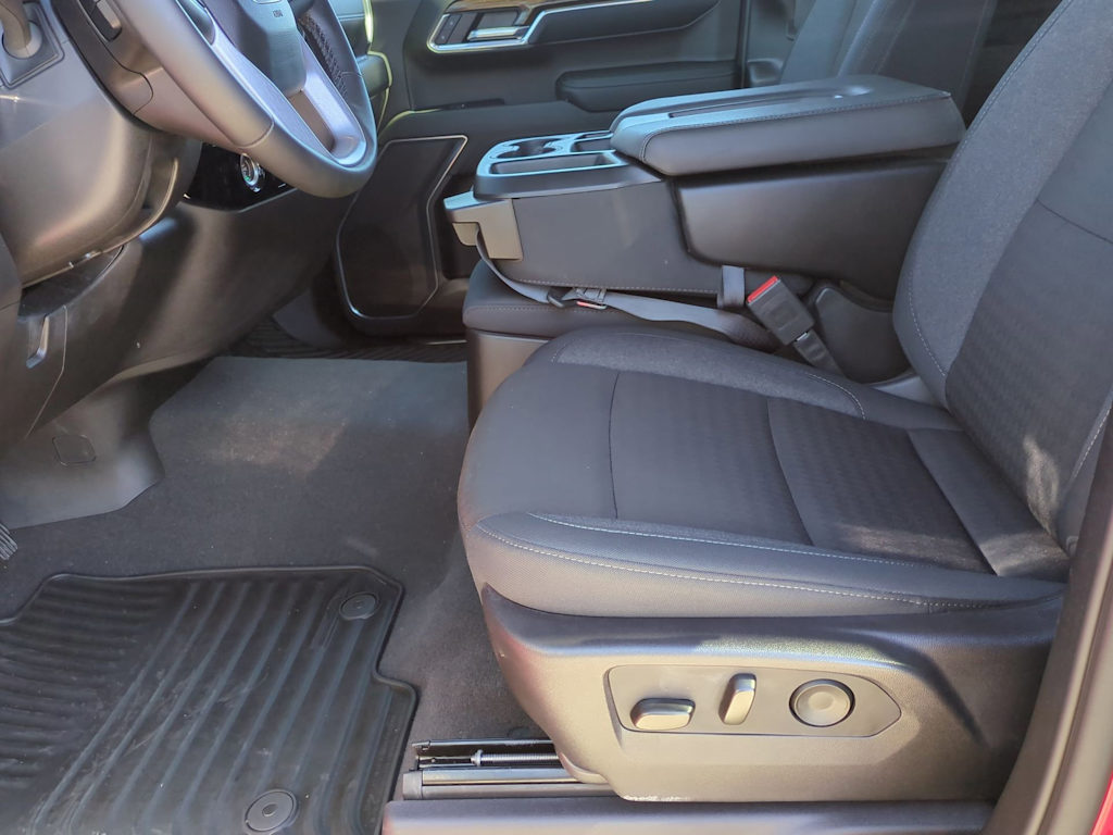 2024 GMC Sierra 1500 Elevation 11