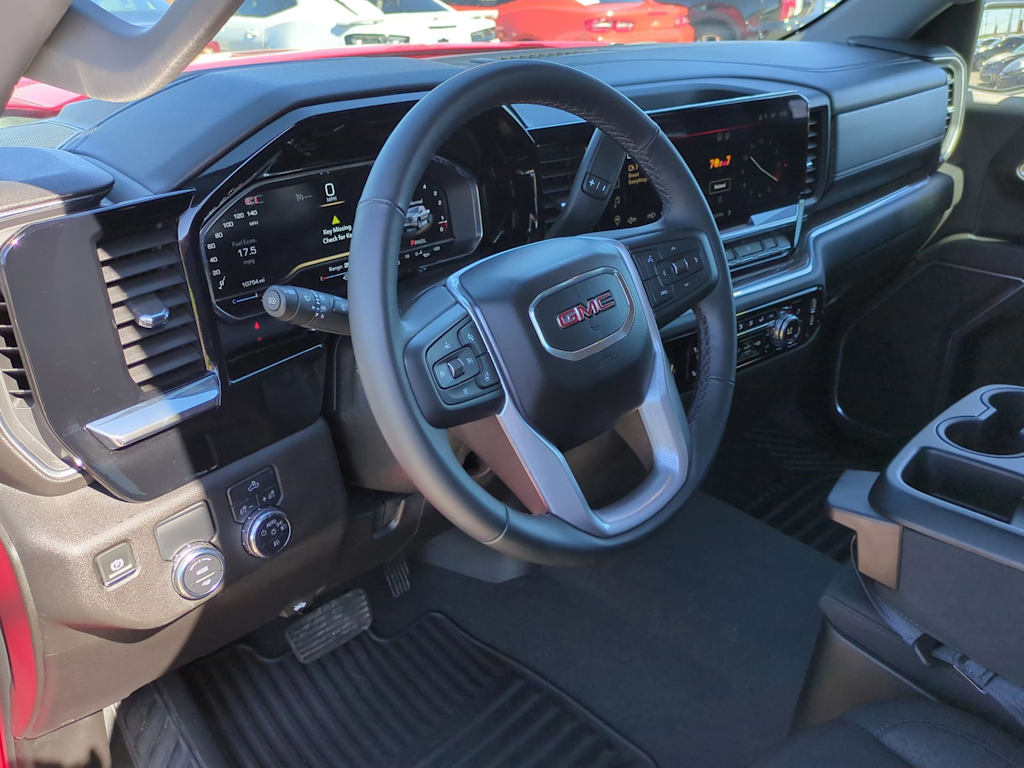 2024 GMC Sierra 1500 Elevation 2
