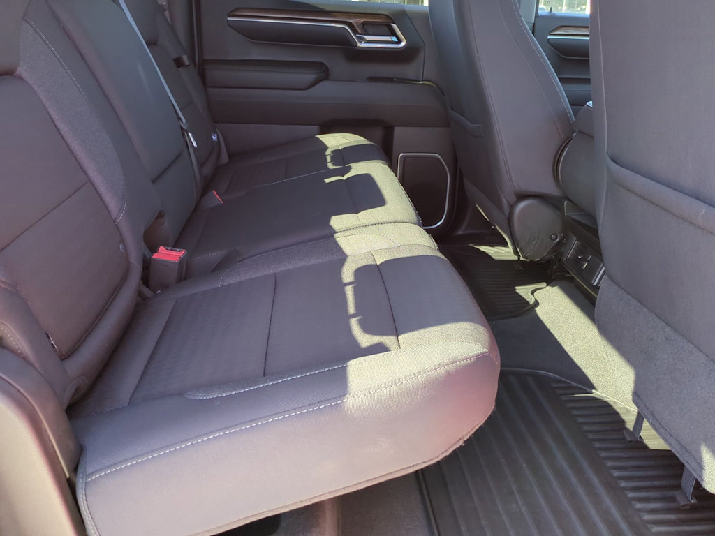 2024 GMC Sierra 1500 Elevation 29