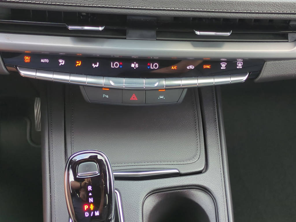 Thumbnail: 2025 Cadillac XT4 - 26