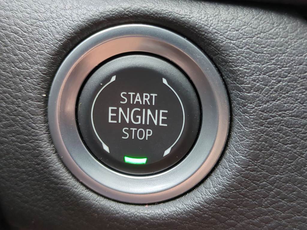 Thumbnail: 2025 Cadillac XT4 - 25