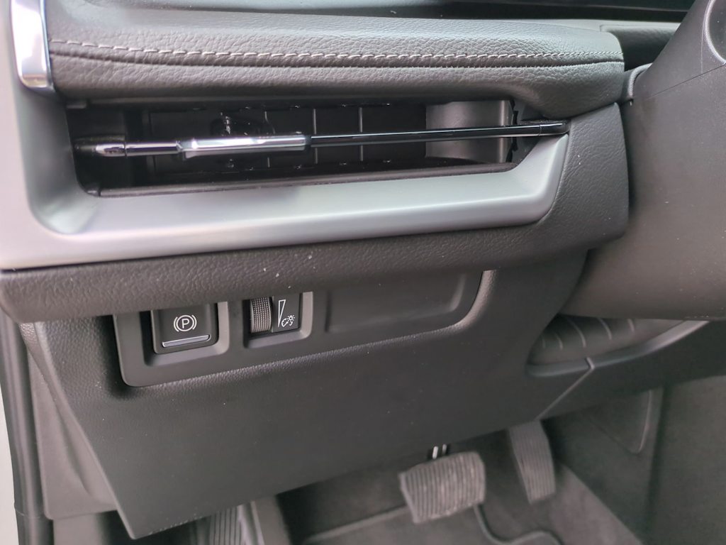 Thumbnail: 2025 Cadillac XT4 - 35