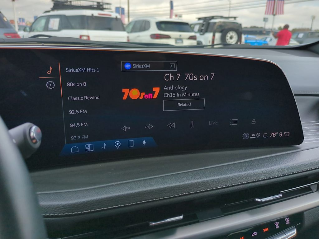 Thumbnail: 2025 Cadillac XT4 - 14