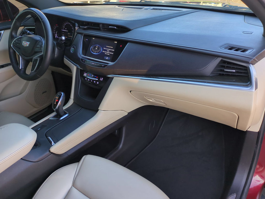 Thumbnail: 2017 Cadillac XT5 - 13