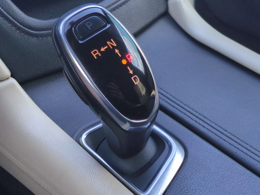 Thumbnail: 2018 Cadillac XT5 - 15