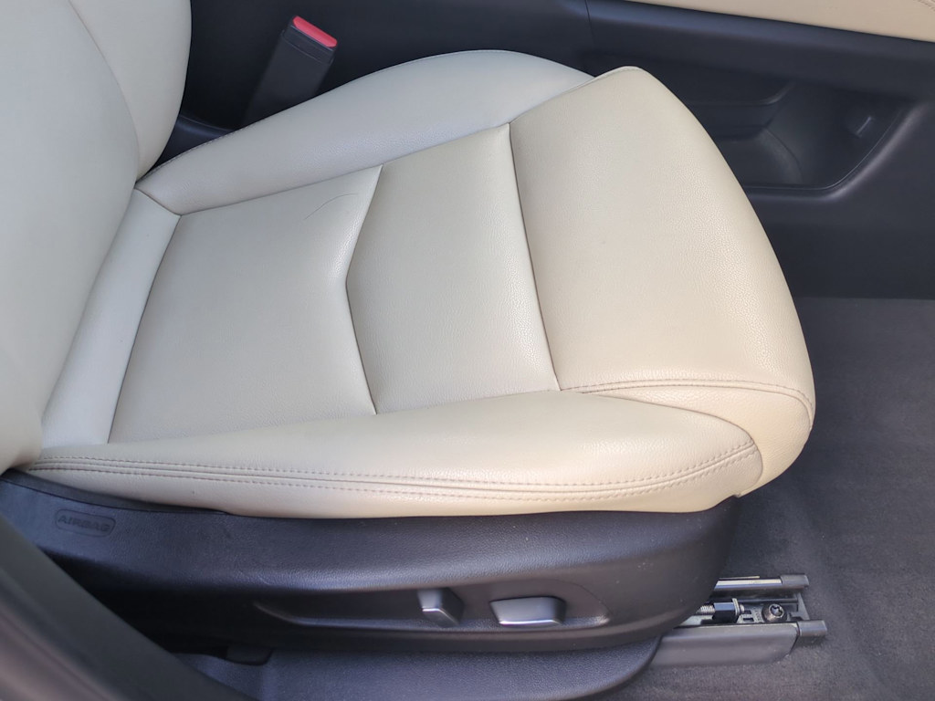 Thumbnail: 2018 Cadillac XT5 - 32