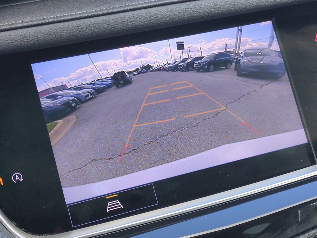 Thumbnail: 2022 Cadillac XT5 - 23