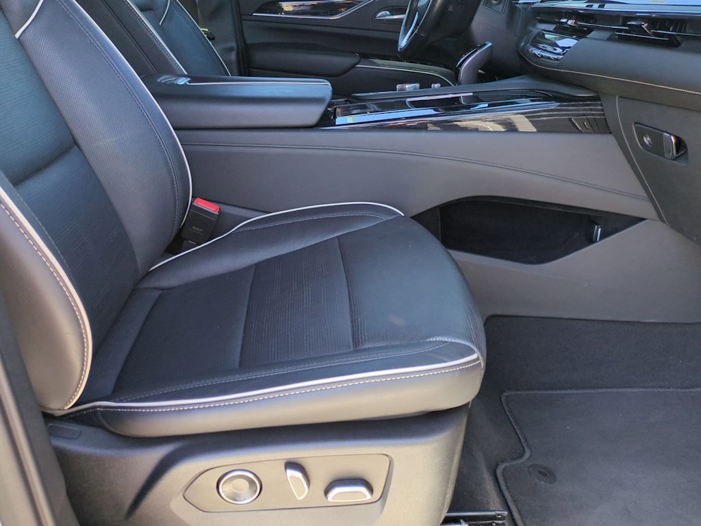 Thumbnail: 2021 Cadillac Escalade - 33