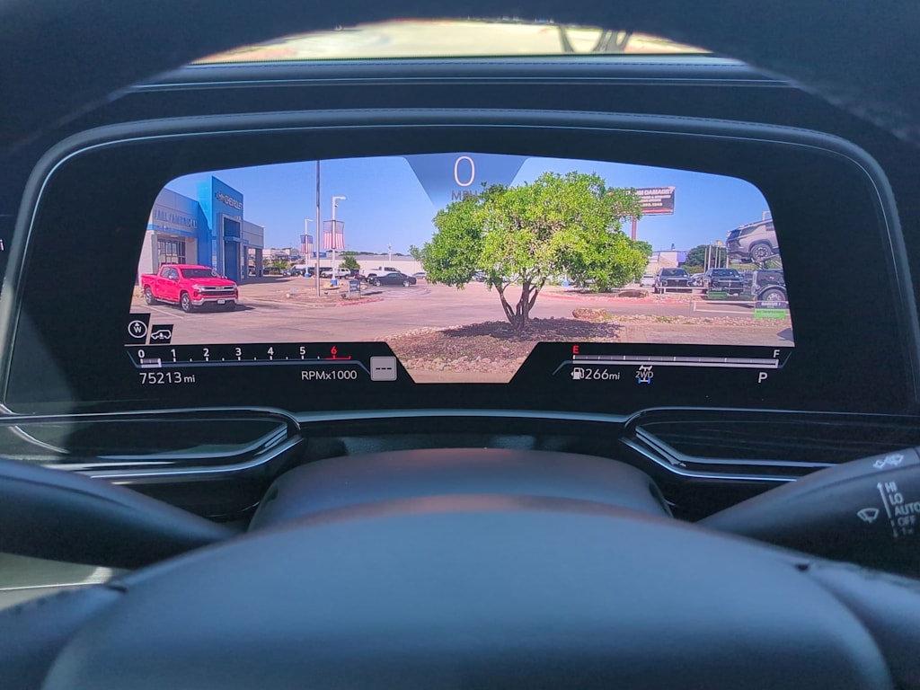 Thumbnail: 2021 Cadillac Escalade - 16