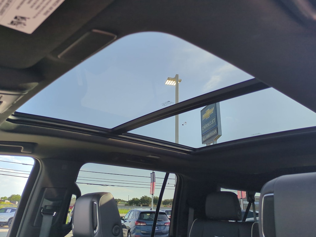 Thumbnail: 2022 Cadillac Escalade - 28
