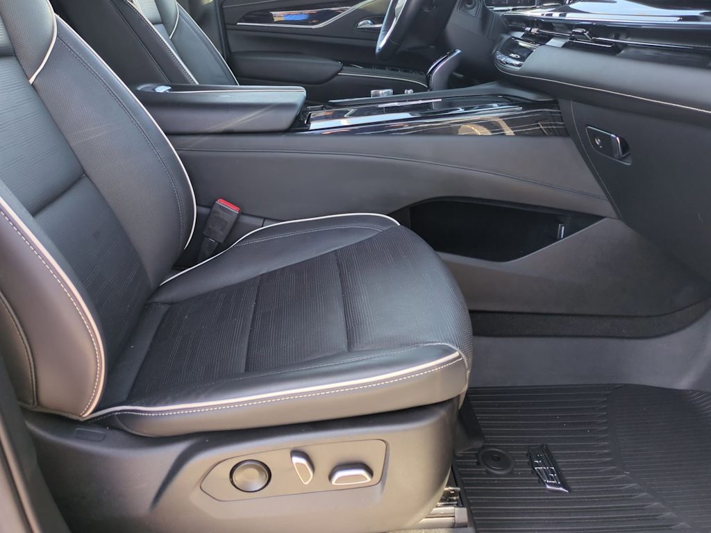 Thumbnail: 2022 Cadillac Escalade - 11
