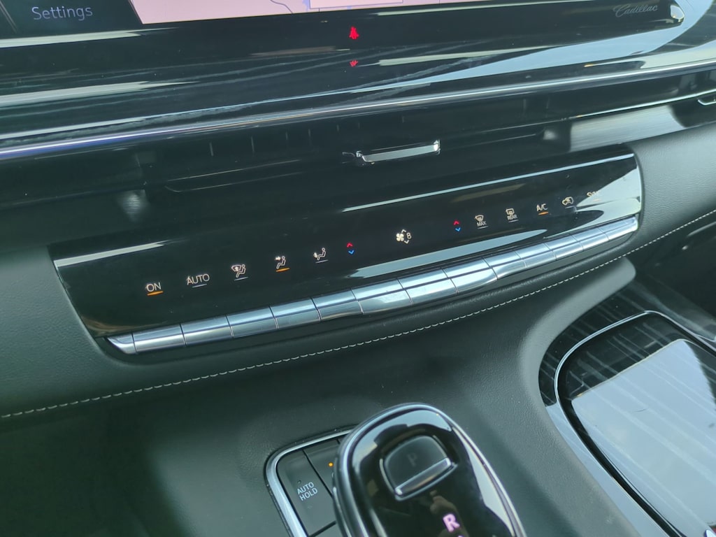 Thumbnail: 2022 Cadillac Escalade - 27