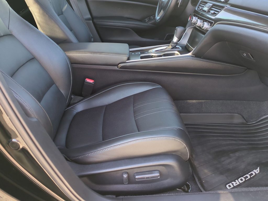 Thumbnail: 2022 Honda Accord - 32