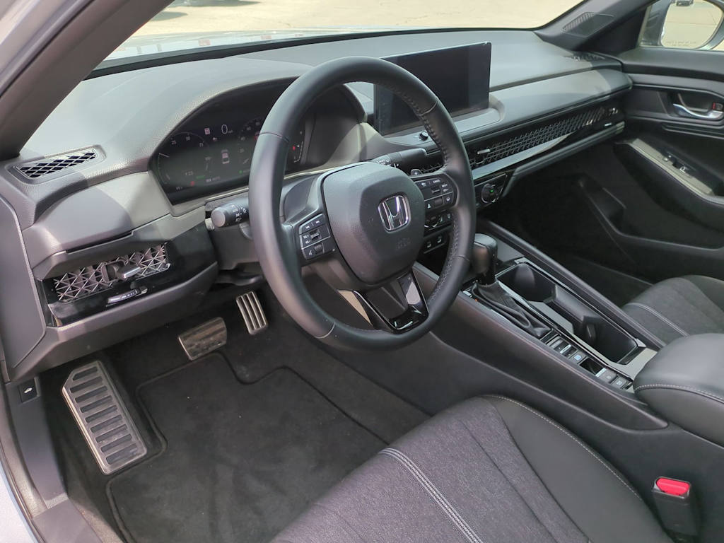 2023 Honda Accord Sport 2