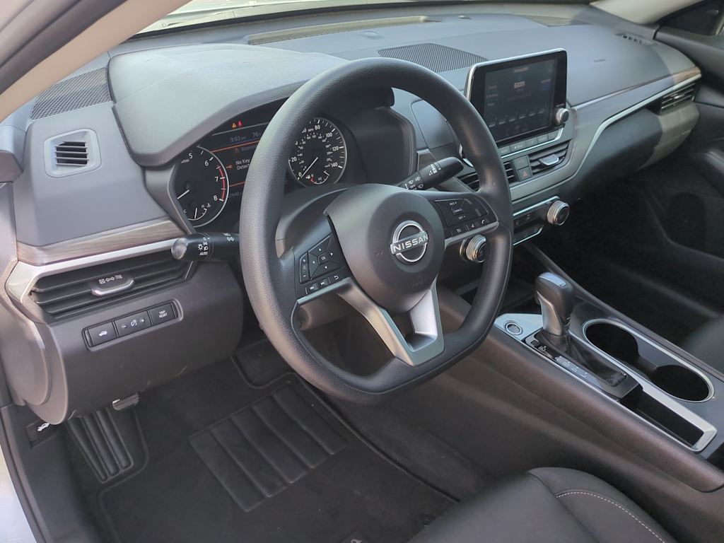 Thumbnail: 2024 Nissan Altima - 2