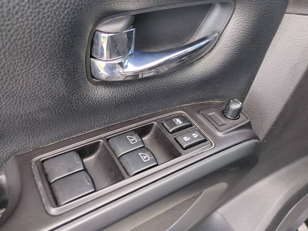 Thumbnail: 2019 Nissan Titan - 32