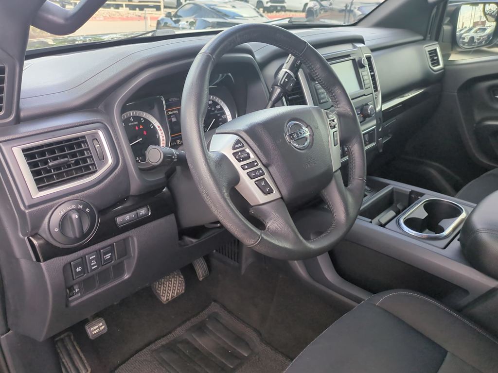Thumbnail: 2019 Nissan Titan - 2