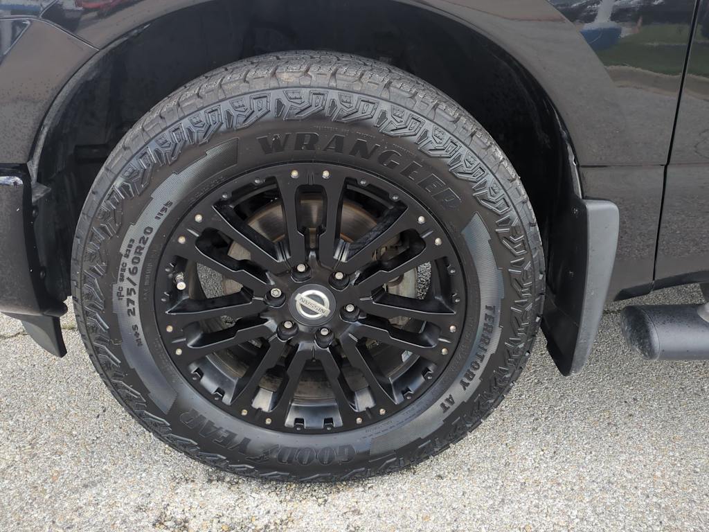 Thumbnail: 2019 Nissan Titan - 8