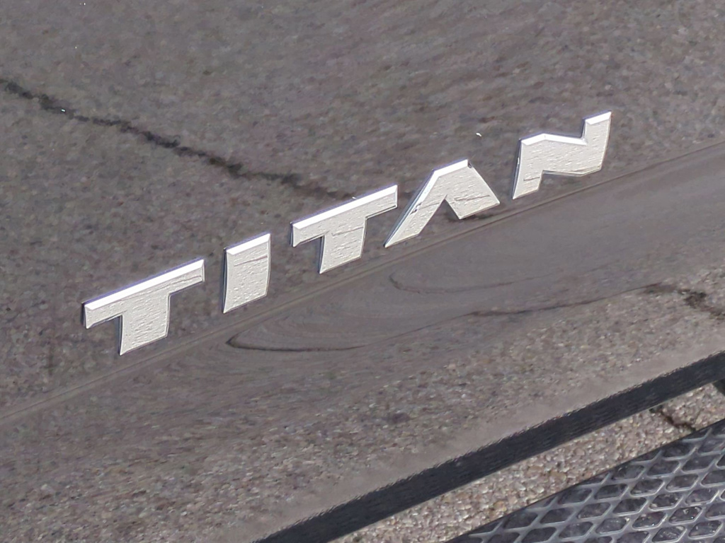 Thumbnail: 2022 Nissan Titan - 35
