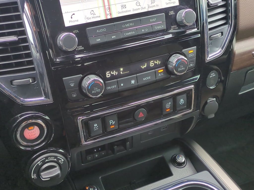 Thumbnail: 2022 Nissan Titan - 28