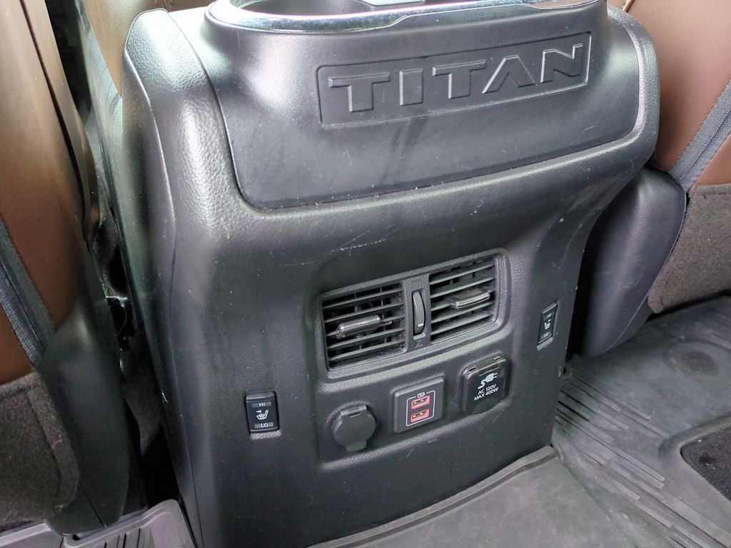 Thumbnail: 2022 Nissan Titan - 30