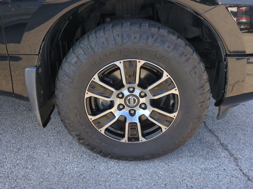 Thumbnail: 2021 Nissan Titan - 8