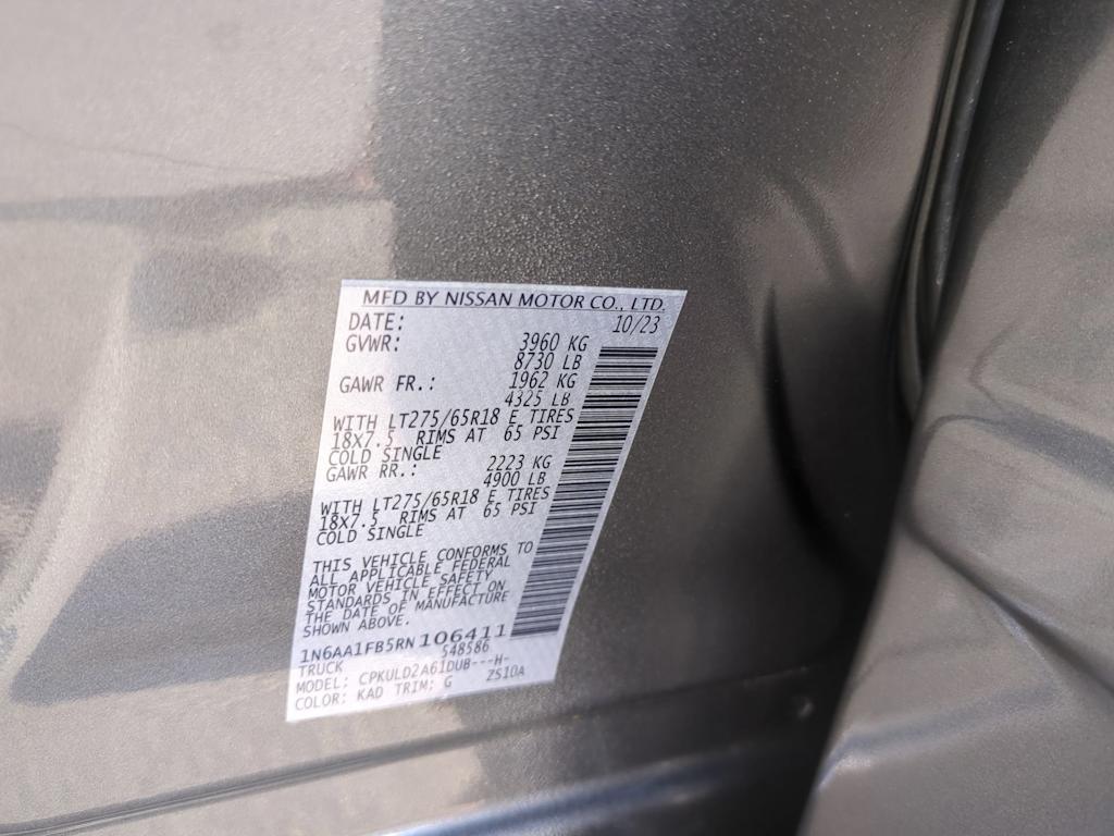 Thumbnail: 2024 Nissan Titan - 18