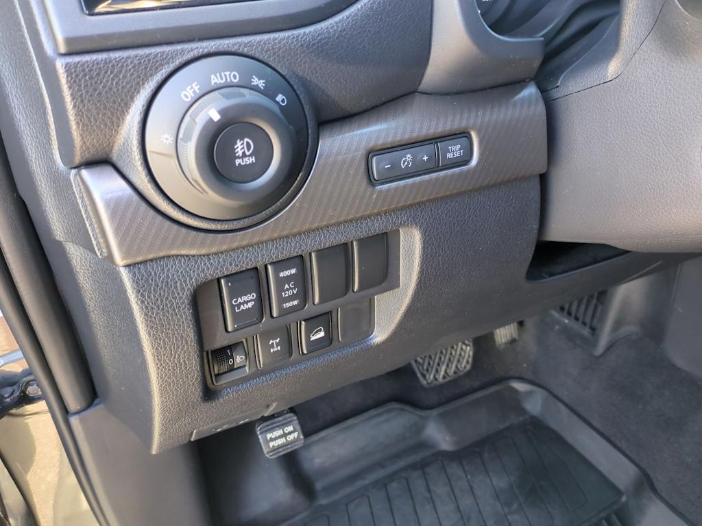 Thumbnail: 2024 Nissan Titan - 36