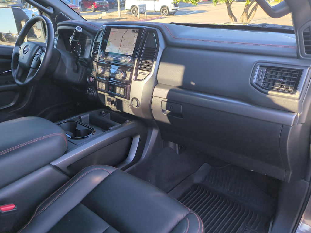 Thumbnail: 2024 Nissan Titan - 14